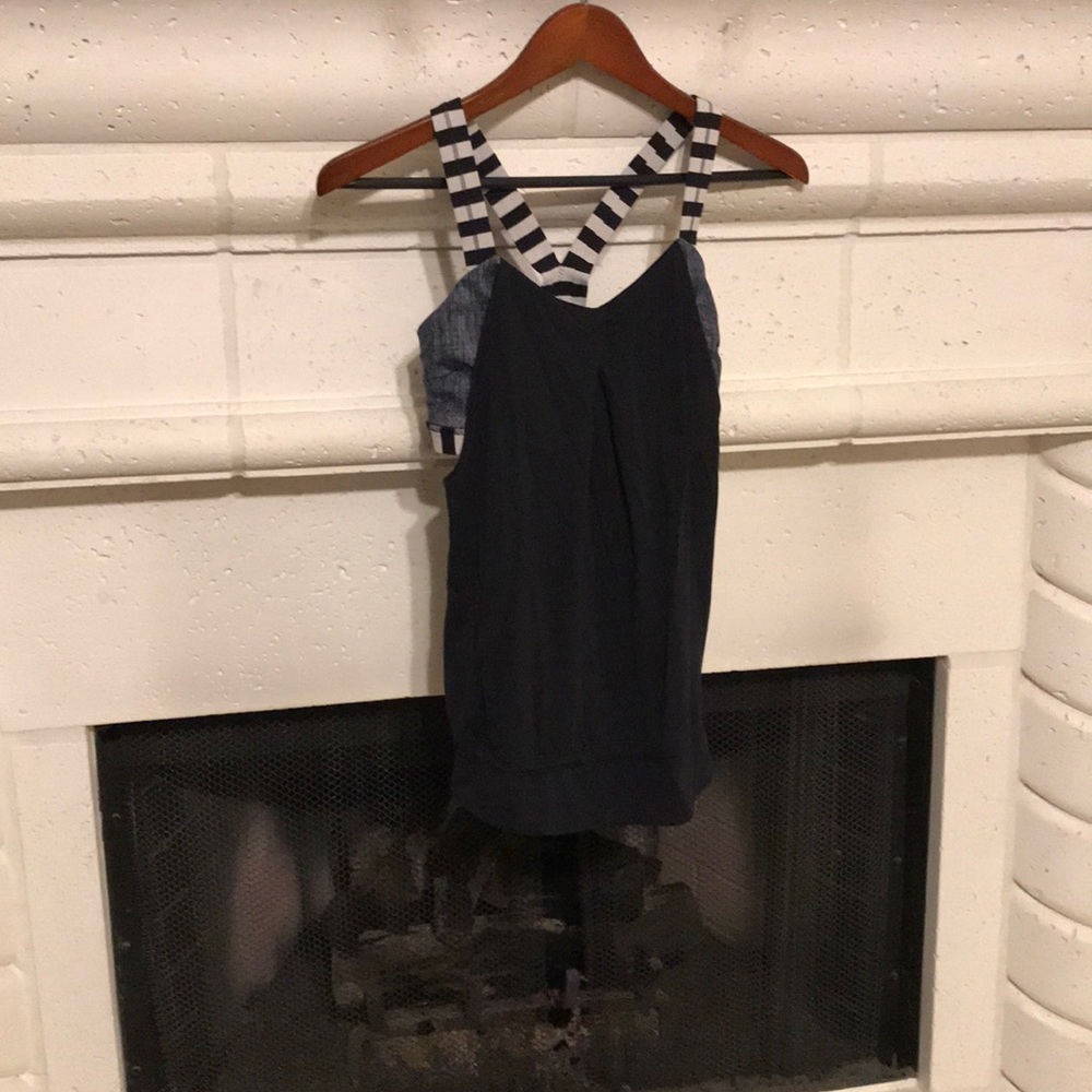1121 Lululemon - Yoga Tank with Sports Bra
